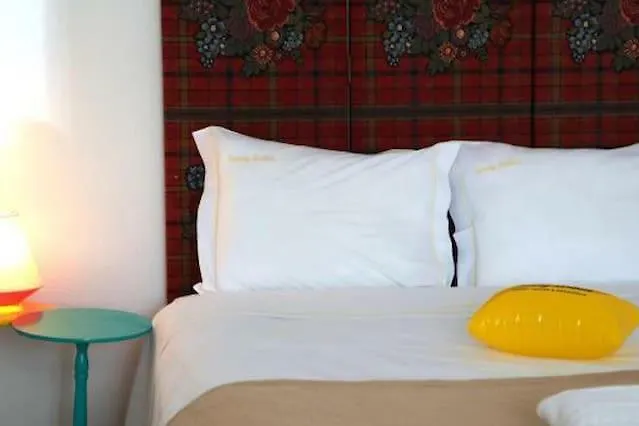 Sunny Lisbon Guesthouse And Residence