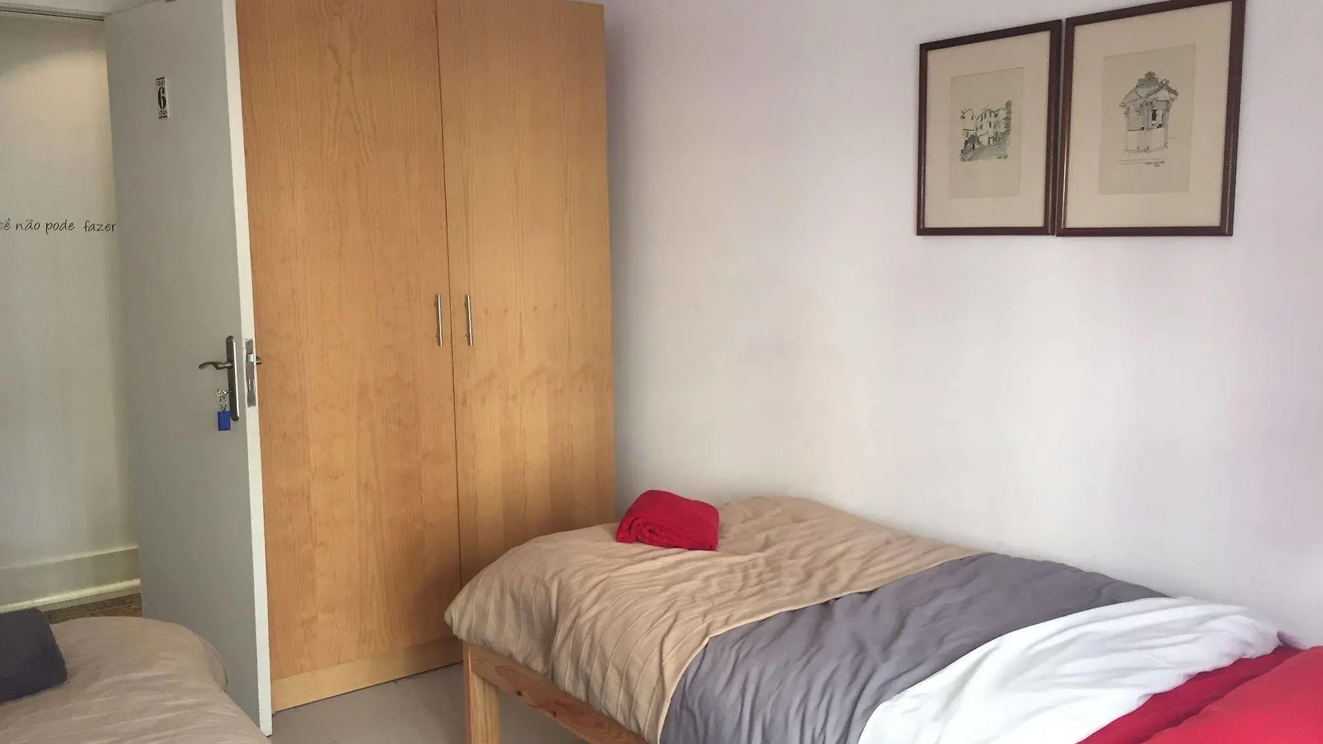 Sunny Lisbon Guesthouse And Residence 3*,  Portugal