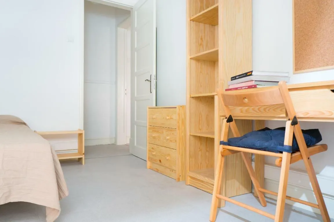 Gasthuis Sunny Lisbon Guesthouse And Residence