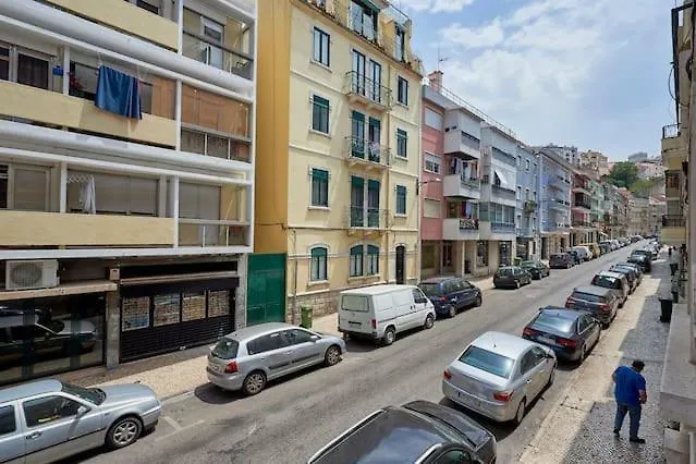 Sunny Lisbon Guesthouse And Residence