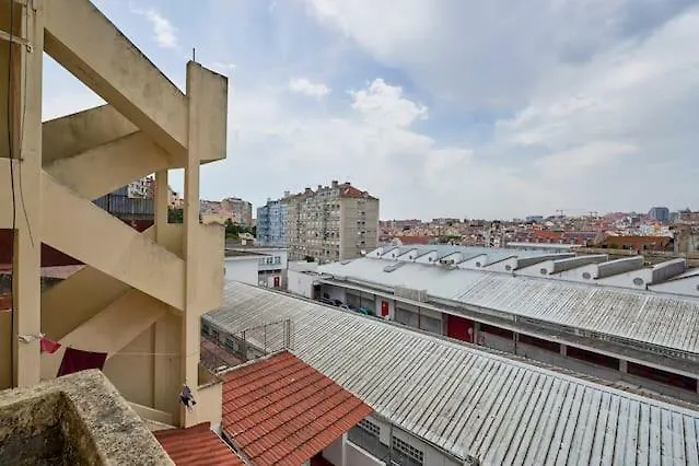 Gasthuis Sunny Lisbon Guesthouse And Residence