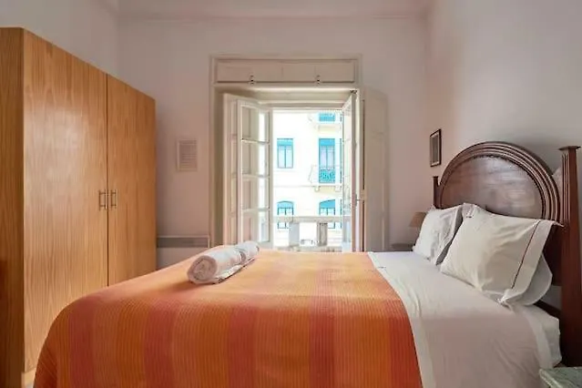 Sunny Lisbon Guesthouse And Residence