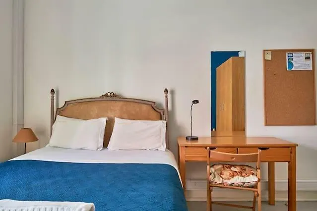 Sunny Lisbon Guesthouse And Residence Gasthuis