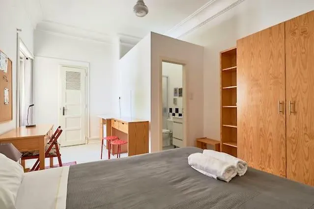 Gasthuis Sunny Lisbon Guesthouse And Residence